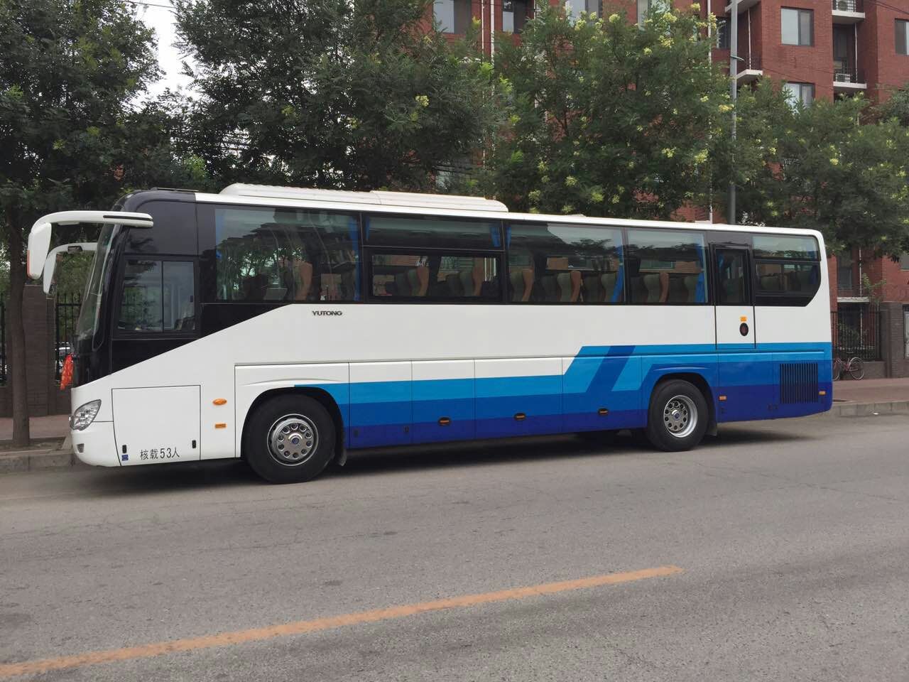 校车租赁让孩子赢在起跑线北京班车租赁公司提供专用校车